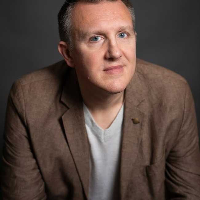 Portrait of Graeme Hampton